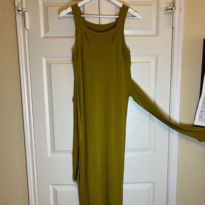 Green Ann Taylor Midi dress with tie waist belt